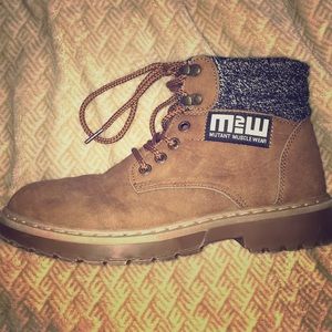 Great boots just too big!